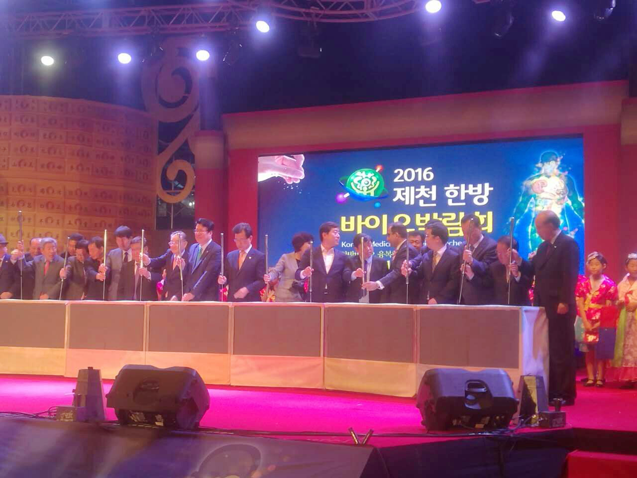 e2f924c1-3126-4f9a-9cee-2e97b96d8ff3.jpg e2f924c1-3126-4f9a-9cee-2e97b96d8ff3.jpg